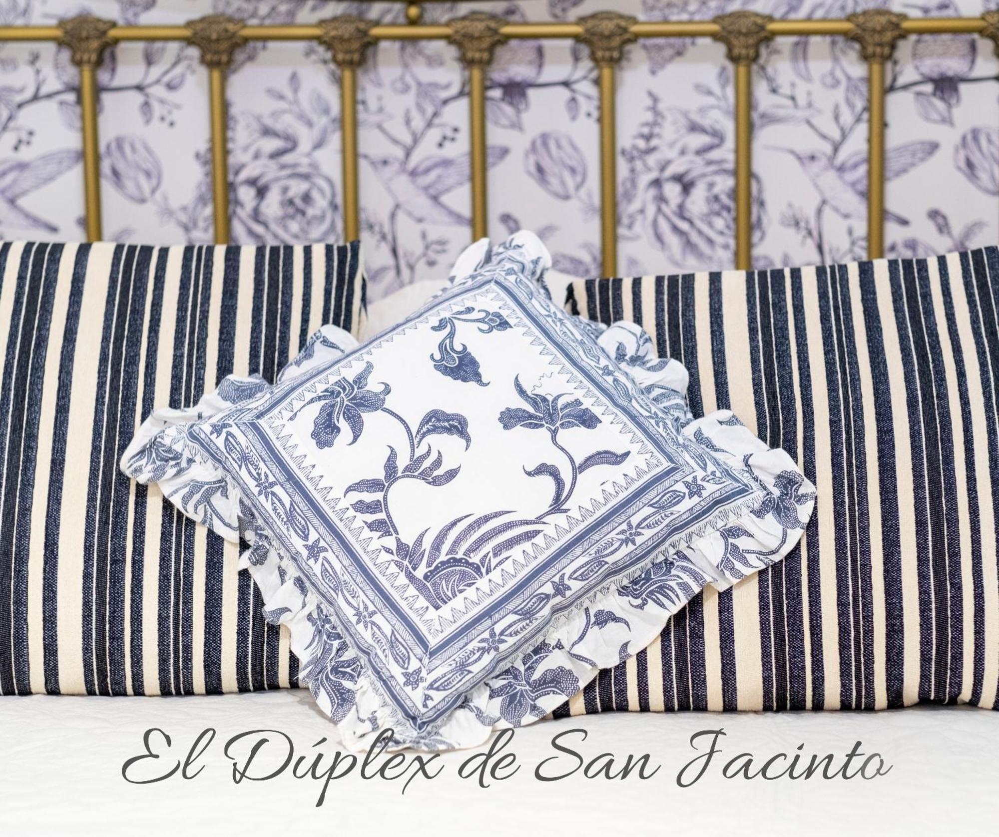 El Duplex De San Jacinto Apartment Sevilla Bagian luar foto