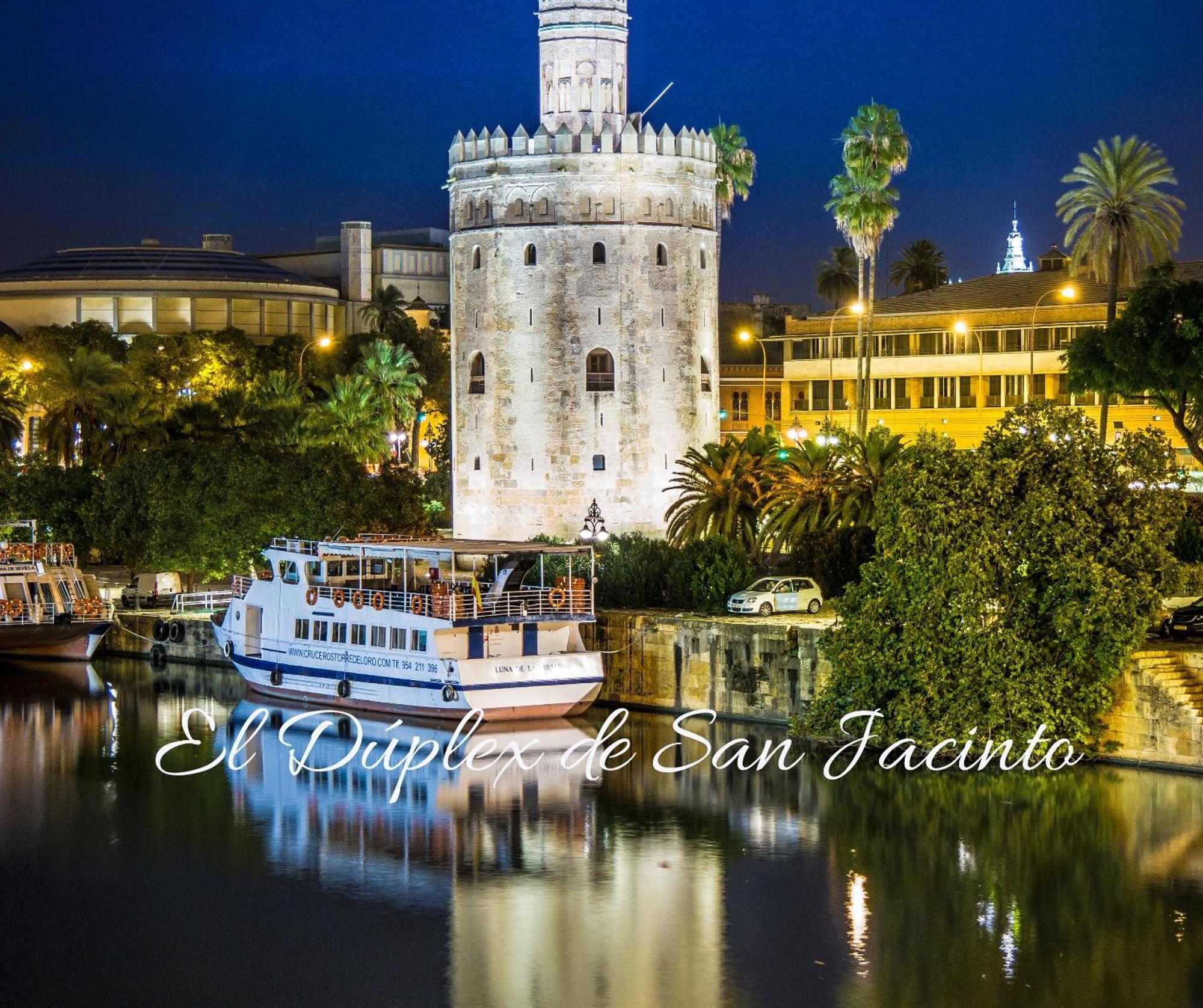 El Duplex De San Jacinto Apartment Sevilla Bagian luar foto