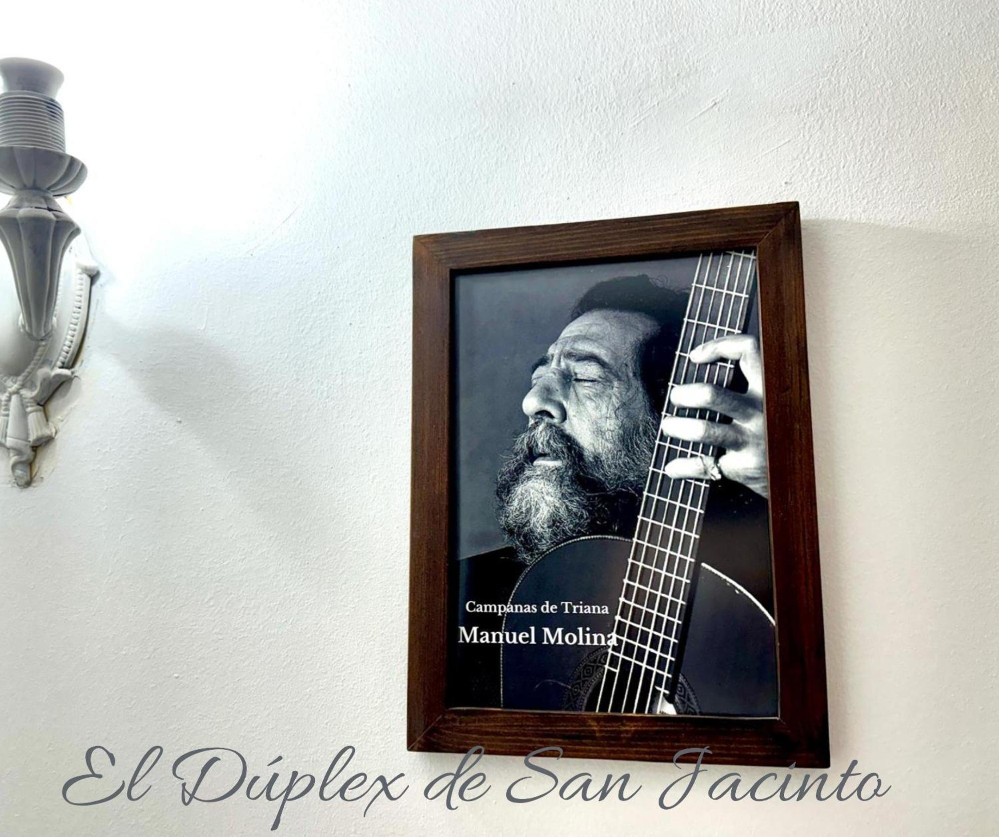 El Duplex De San Jacinto Apartment Sevilla Bagian luar foto